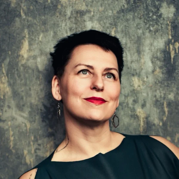 Hana Vacková, novinářka a spisovatelka
